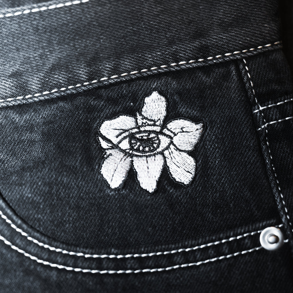 EYE DENIM BLACK w WHITE STITCHING